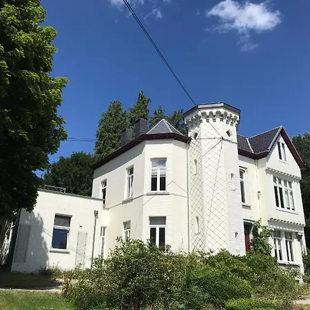 Bed & Breakfast Le Chateau Blanc *